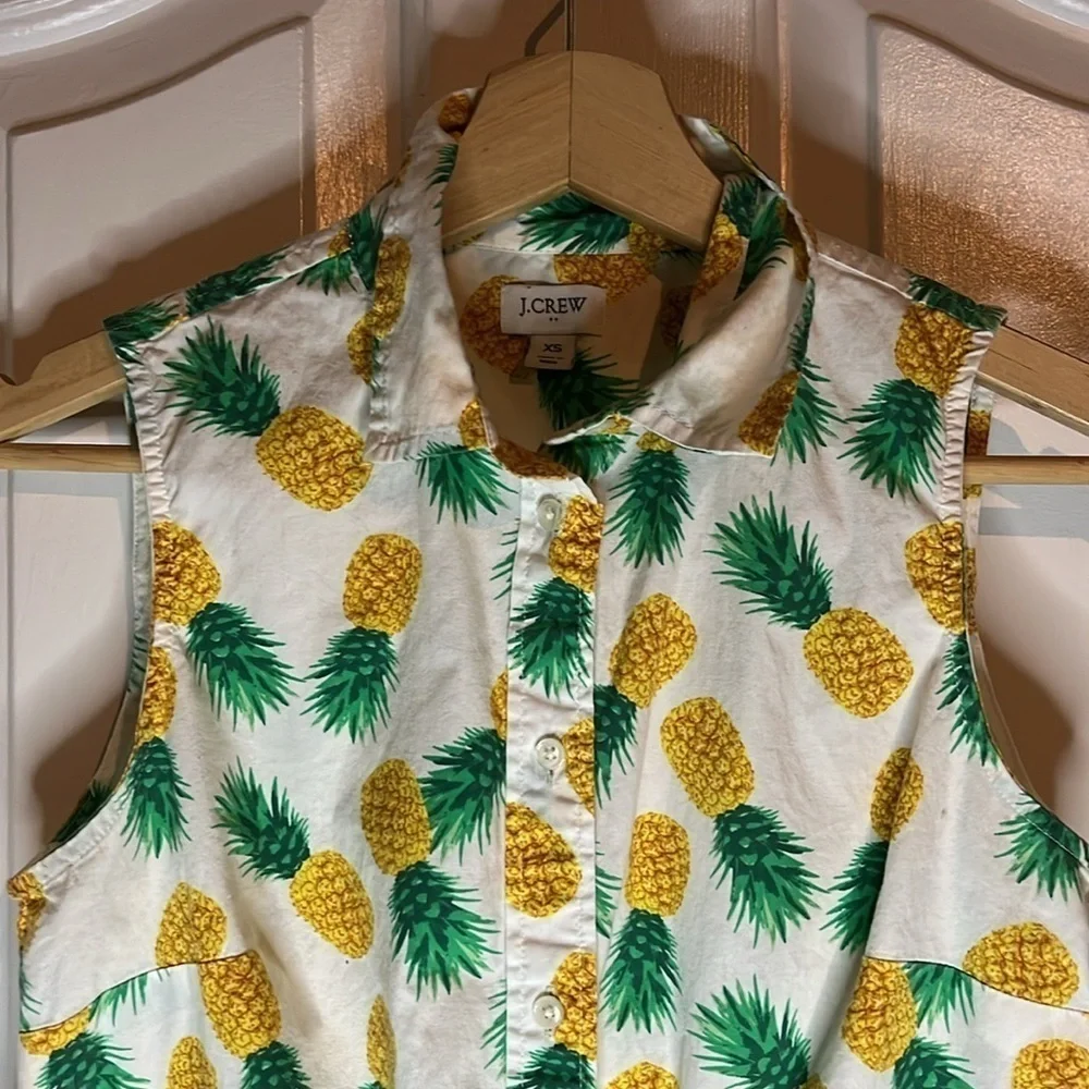 J.Crew | Sleeveless Pineapple Cotton Poplin Shirt Signature Fit XS Summer Spring